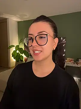 Živý XXX chat EmaSaenz