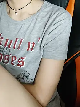 Aashikalaa's Live XXX Chat