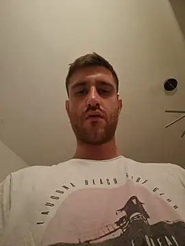 simo1097 Live XXX-Chat