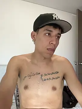 Chatroom XXX en direct de bully_boss
