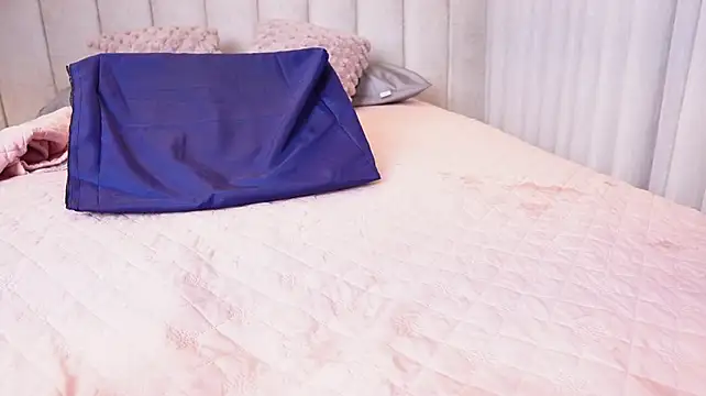 kata_hazel Chat XXX live