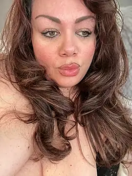 BadAssVeronica Chat XXX live
