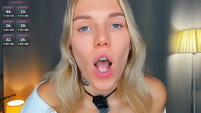 Онлайн чат XXX DianeHonnette