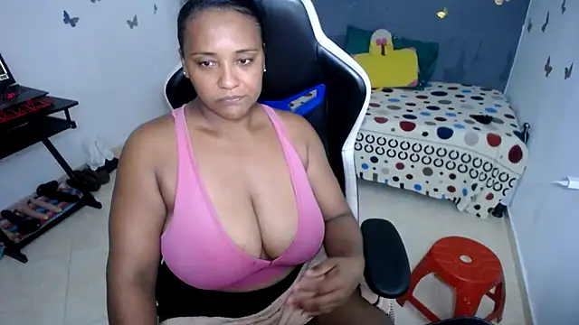 แชท XXX สดของ marysol83