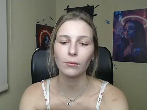 Chat XXX en directo de StrangerGi