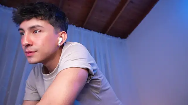 Chat XXX Live sweettaaron01