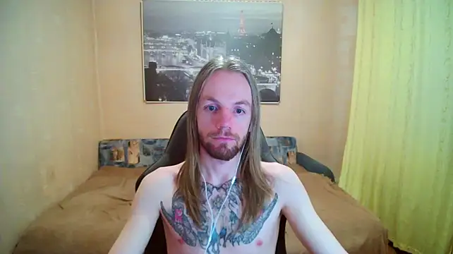 צ'אט XXX בשידור חי של AdamDickens