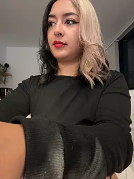 Živý XXX chat Rae_Lil_White