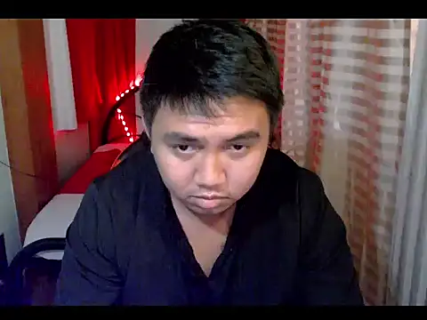 davidhotdesire 即時 XXX 聊天
