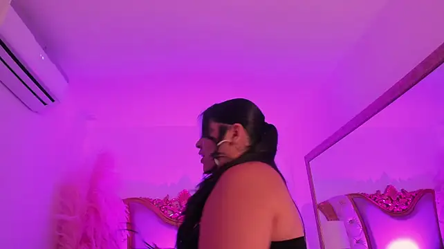 LaurenQween XXX чат на живо