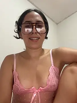 LatinDoll8 라이브 XXX 채팅