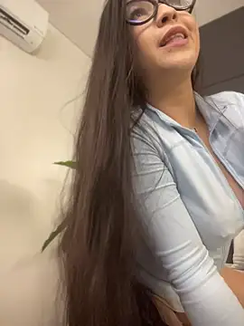 Maliiroouse Chat XXX live