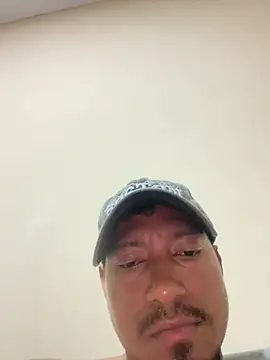 Christian120794z Live XXX Chat