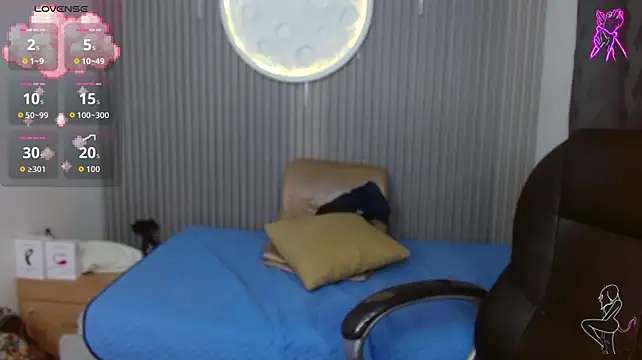 XXX chat uživo modela Julian_Smith21