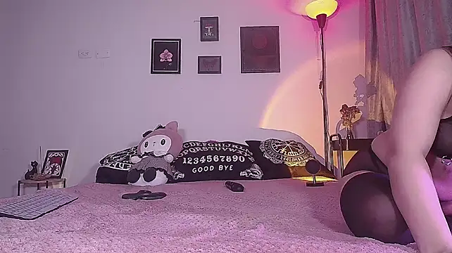 ninaevanss_ Chat XXX live