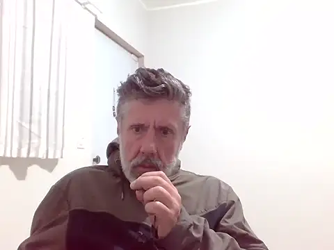 machoalpha459 XXX чат на живо
