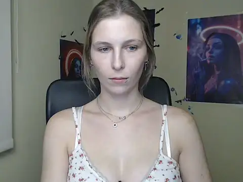 StrangerGi Chat XXX in diretta