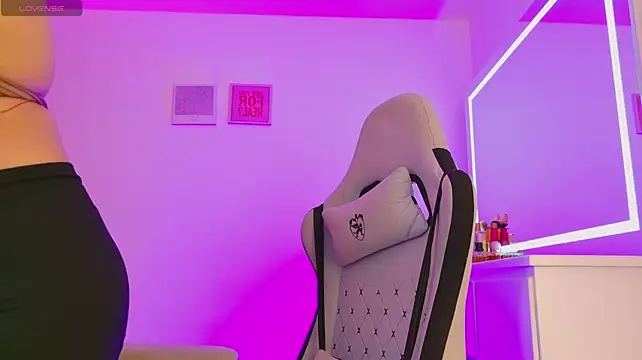 LiaaMoretzz's Live XXX Chat