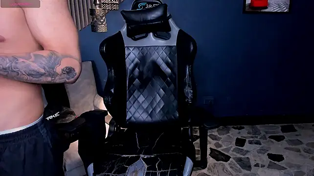 Axxel_Muscle Chat XXX live