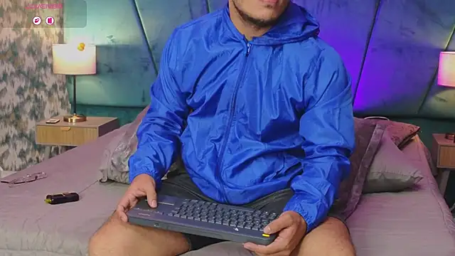 Živý XXX chat OliverWyse