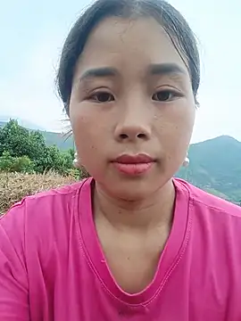 HeresThuy22 Chat XXX in diretta