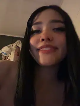 ela_petit লাইভ XXX চ্যাট