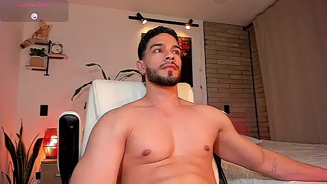 Josseph1_ Live XXX Chat