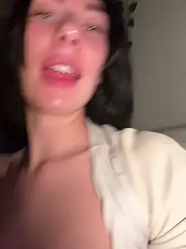 AmazingNicole Chat XXX in diretta