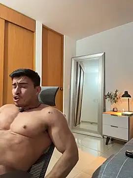 Chris_Clarck Live XXX-Chat