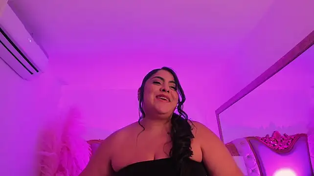 LaurenQween Adlı Modelin Canlı XXX Sohbeti