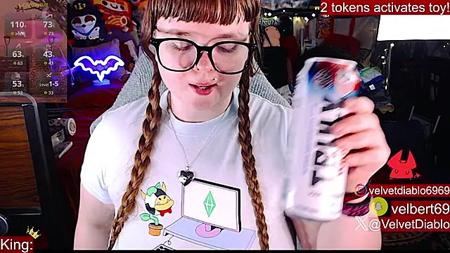 VelvetDiablo's Live XXX Chat