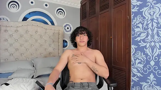 Živý XXX chat adrian_black86306