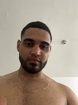 luismanuel_1998's Live XXX Chat