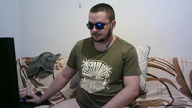 WildBoar_69 Live XXX Chat