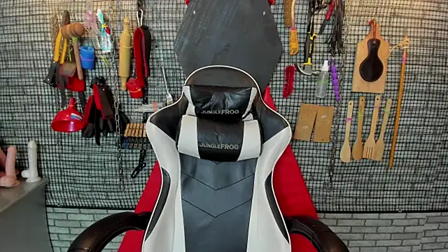 hillary_bigbutt's Live XXX Chat