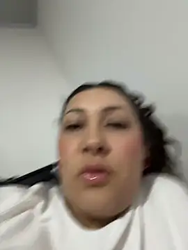 XXX chat uživo modela KittyObsession
