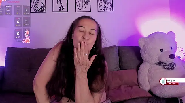 Aura_QS Chat XXX live