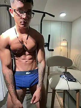 Chatroom XXX en direct de Paradise_boy__