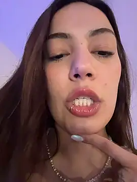 Živý XXX chat addicthyy