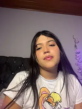 Chat XXX en directo de alisson_carolina73