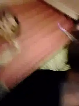 צ'אט XXX בשידור חי של gupsemilf19