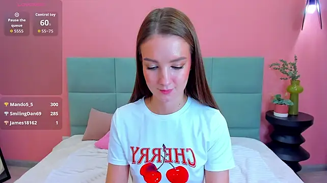 LoraSunnyy's Live XXX Chat