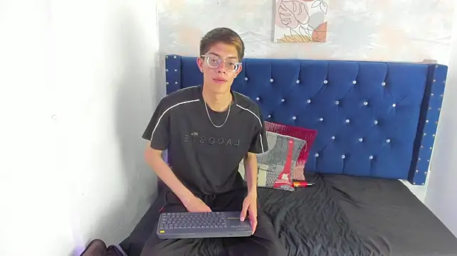 LianFerrer1's Live XXX Chat