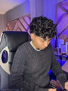 ian_mathias_'s Live XXX Chat