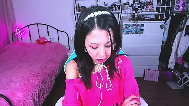 ashleywowmeowのライブXXXチャット