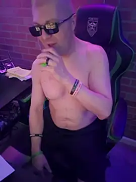 chronic_vibez Chat XXX in diretta