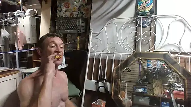 KINGSPARKY79 XXX чат на живо