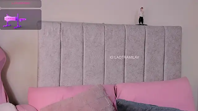 XXX chat uživo modela MilaVelour