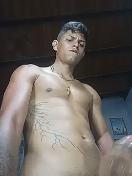 God_Eros_23cm's Webcam Show