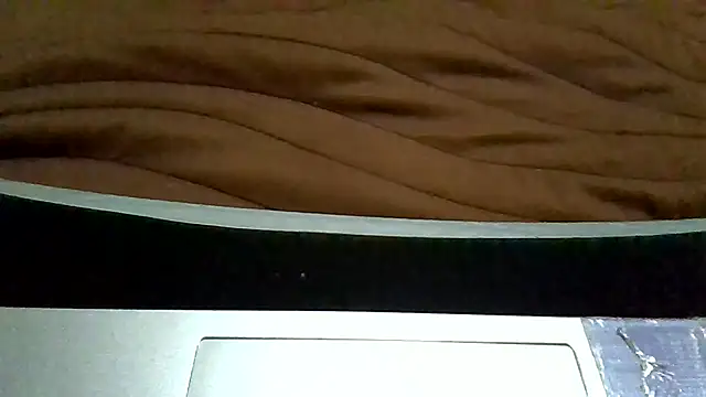 Mic_Oxinner লাইভ XXX চ্যাট